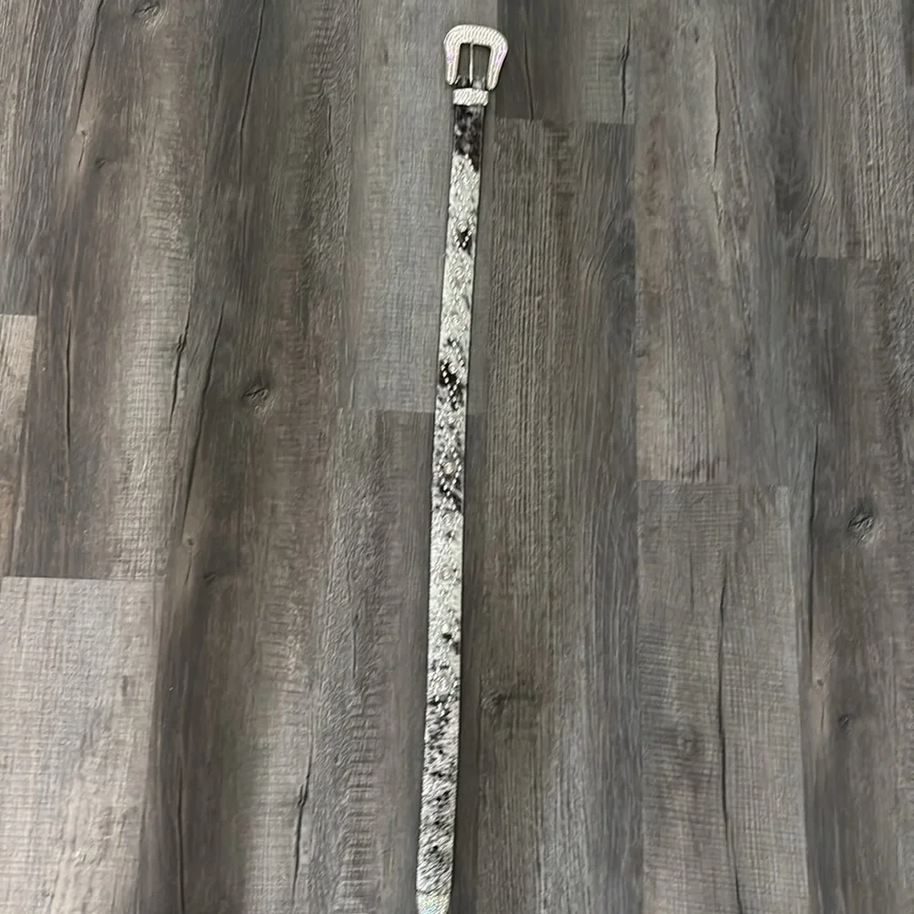 Ranger Belt Company Geniune Leather & Cowhide Embellished Size 36 Belt - Picture 6 of 11